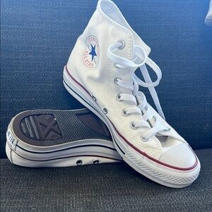White converse high top barely worn